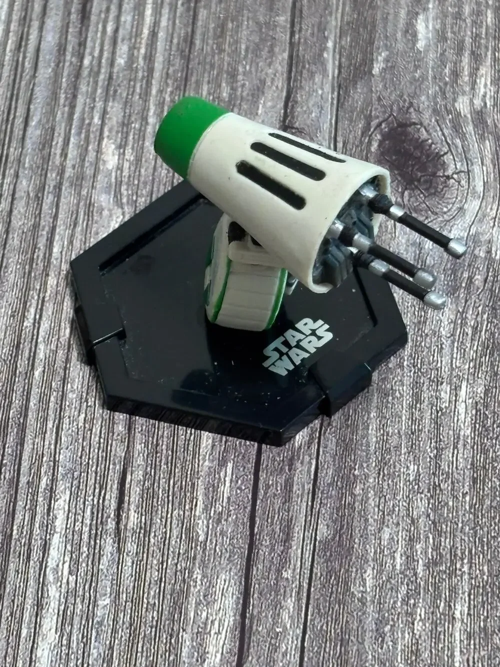 Funko Mystery Mini Figure - Star Wars Ep. 9: The Rise of Skywalker - D-O DROID